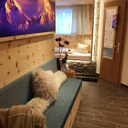Garni Ida Hotel *