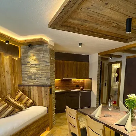 Garni Ida Hotel *
