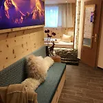 Garni Ida Hotel *